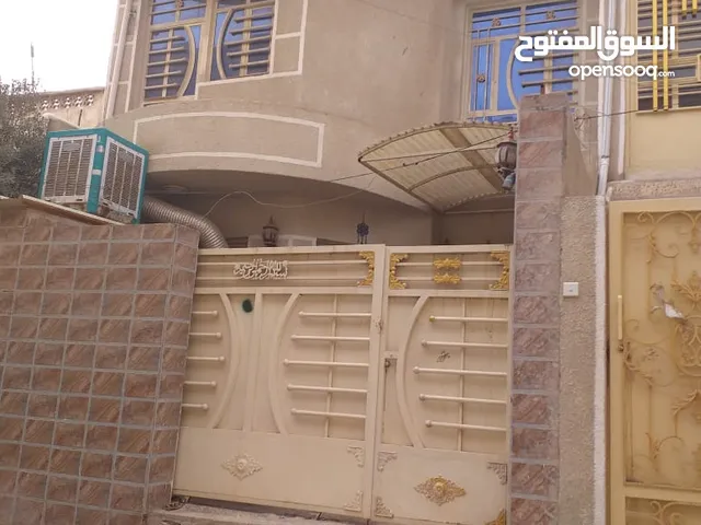 100 m2 3 Bedrooms Townhouse for Rent in Baghdad Qahira