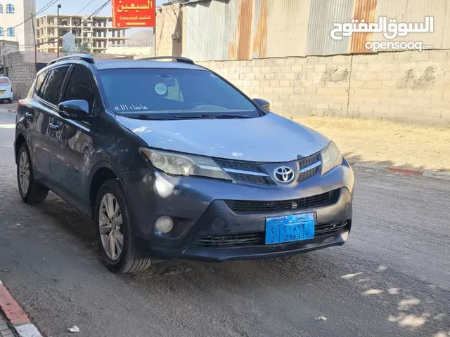 Used Toyota RAV 4 in Sana'a