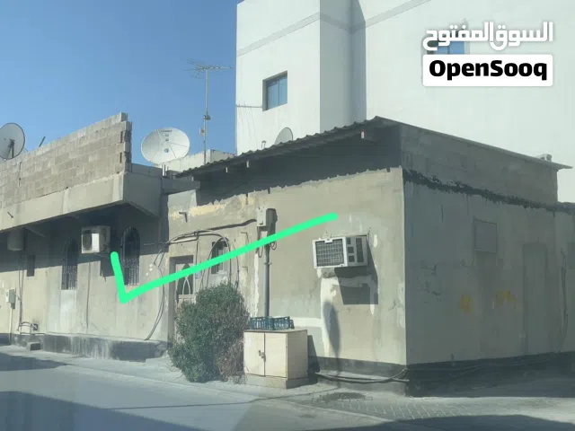 11 m2 1 Bedroom Townhouse for Sale in Central Governorate Abu Alaysh