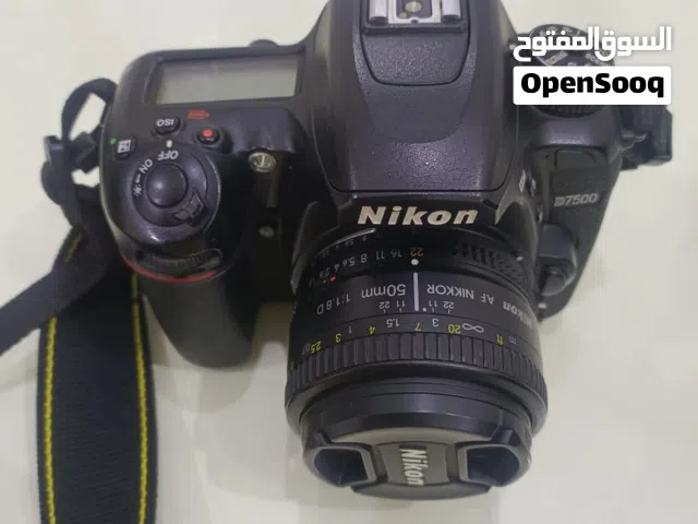 بيع كاميرا نيكون 7500 مع عدة كاملة