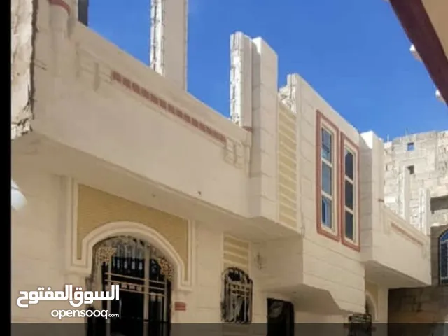 2m2 4 Bedrooms Townhouse for Sale in Sana'a Other