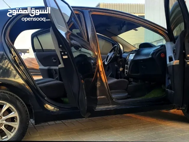 Toyota Yaris 2011 hatchback
