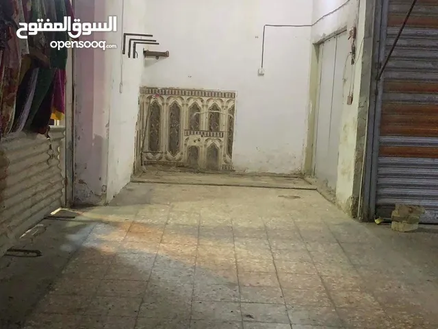 محل للايجار في الشرطه الرابعه شارع البالات مقابيل منفذ اليوسف موقع ممتاز وشارع تجاري