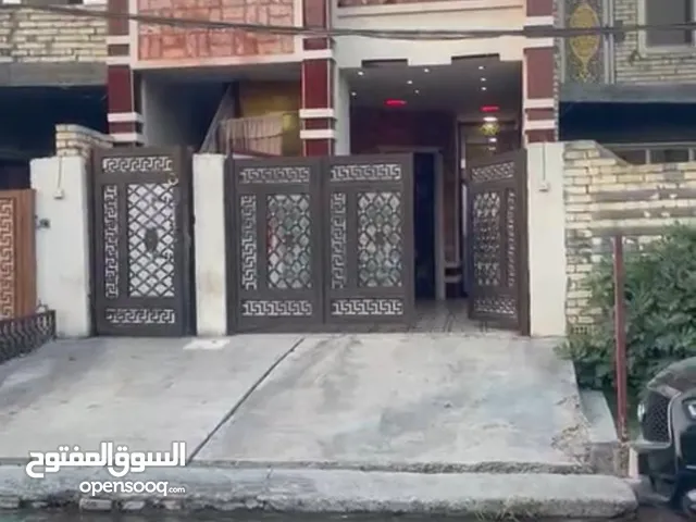 165 m2 4 Bedrooms Townhouse for Sale in Baghdad Ameria