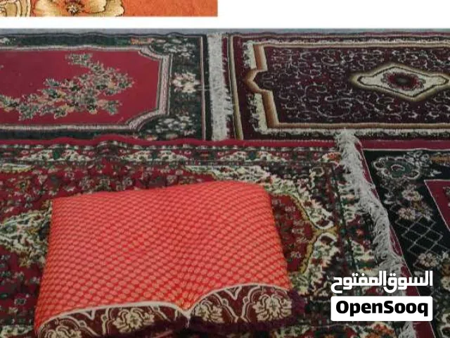 تأجير سجاد ووسائد