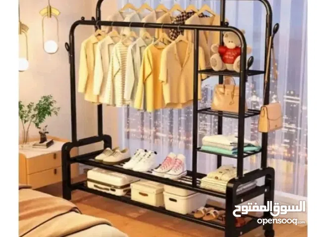 ستاند ملابس مع رفوف