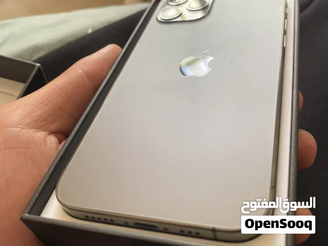 ايفون 12Pro للبيع بسعر حرق مساحته 256GB