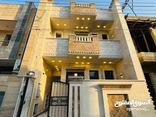 280 m2 4 Bedrooms Townhouse for Sale in Baghdad Saidiya