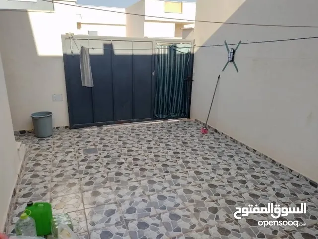 140 m2 3 Bedrooms Townhouse for Sale in Tripoli Ain Zara