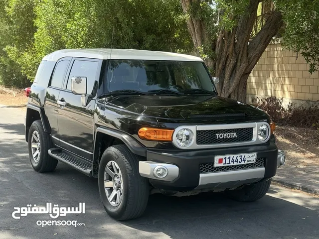 Used Toyota FJ in Manama