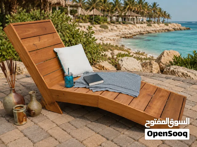 كرسي استرخاء خارجي فاخر – Outdoor Chaise Lounge بتصميم عصري ومريح
