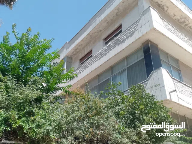 عمارة سكنية بموقع مميز ضاحية الأمير راشد مساحه الارض 1001 متر