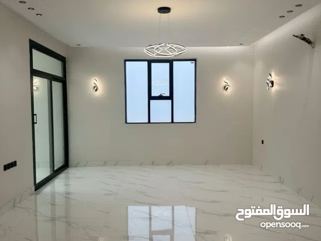 معلم دهان الرياض