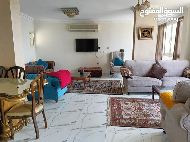 250 m2 3 Bedrooms Apartments for Rent in Cairo Al Manial