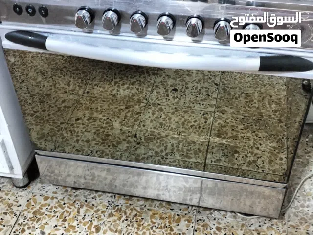 طباخ نظيف جدا