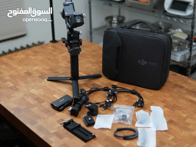 Stabilisateur professionnel DJI pour caméras