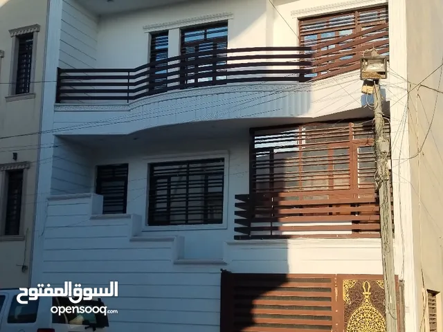 70 m2 4 Bedrooms Townhouse for Sale in Baghdad Mansour