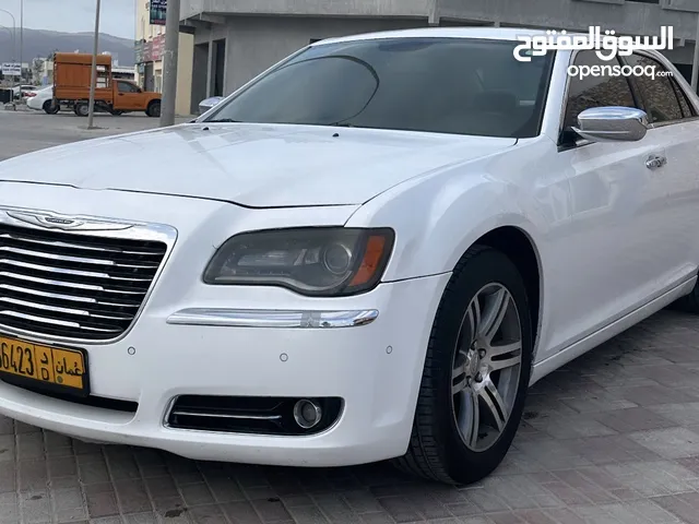 Chrysler 300 2014 in Muscat