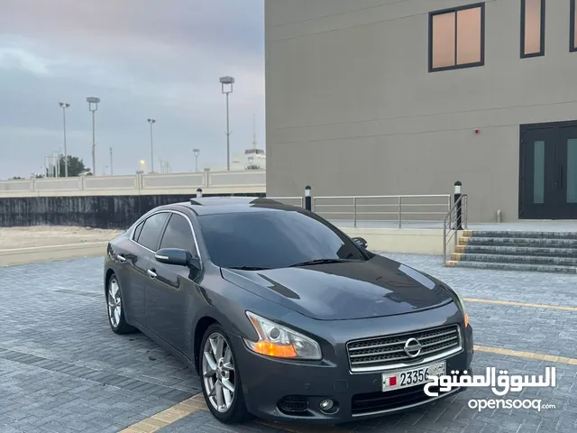 Nissan Maxima SV in Central Governorate