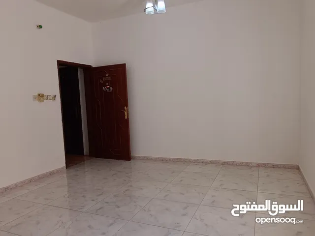 for rent room in alkhwair 33