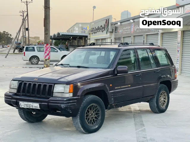 جيب قراند شيروكي