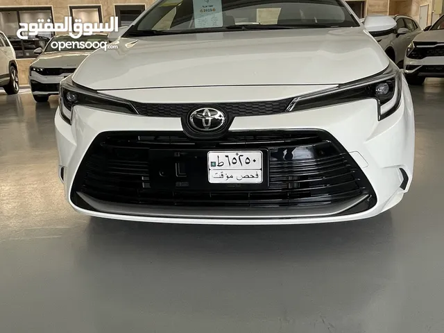 تويوتا كورولا الشكل الأمريكي هايبرد 2025
