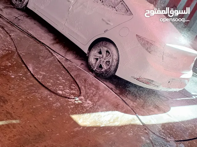 Used Hyundai Avante in Zarqa