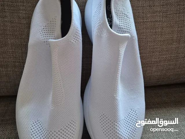 DUOZOULU shoes discontinued Unique design never used size 45 price 400 AED