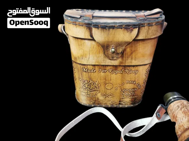 منظار نحاس مع علبته الجلديه تحفه