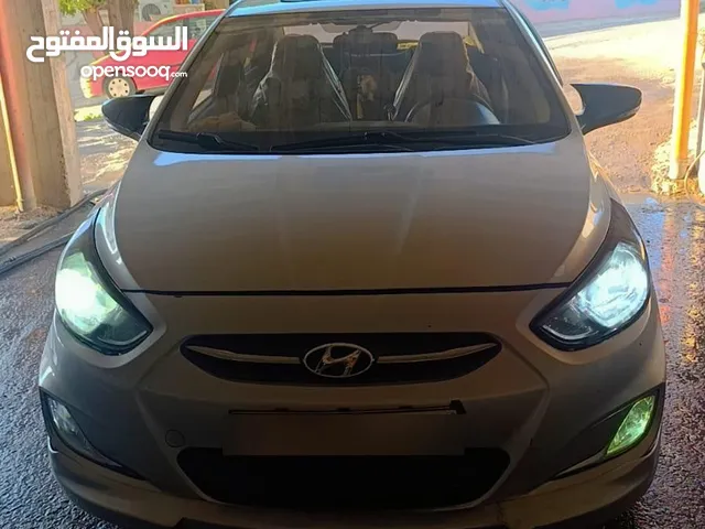 سيارة هونداي اكسنت
