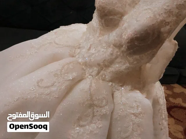 فستان زفاف