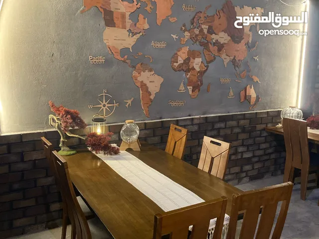 خريطة العالم باحجام مختلفة خشبية او اكرلك
