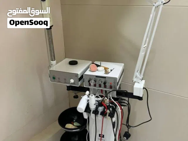 اغراض ومعدات صالون  مستعمل  للبيع