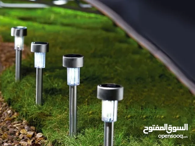 فانوس حدائق على الطاقة الشمسية