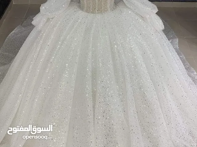 Weddings and Engagements Dresses in Buraimi