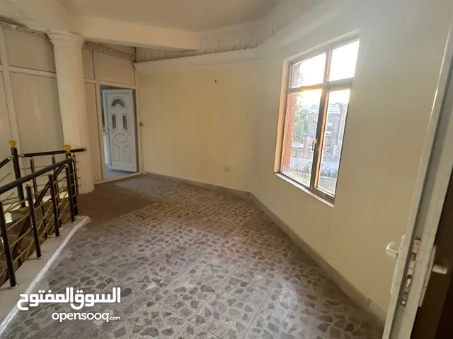 200 m2 4 Bedrooms Townhouse for Sale in Baghdad Dora