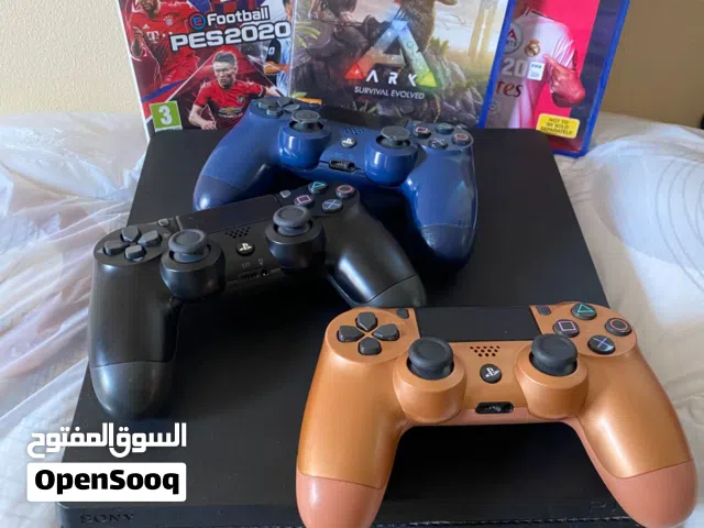 PlayStation 4 PlayStation for sale in Al Dakhiliya