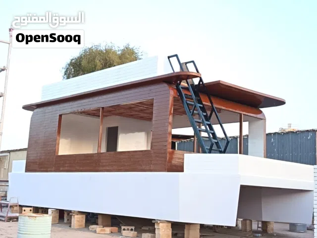 عوامه الطول 12 متر العرض 5 متر