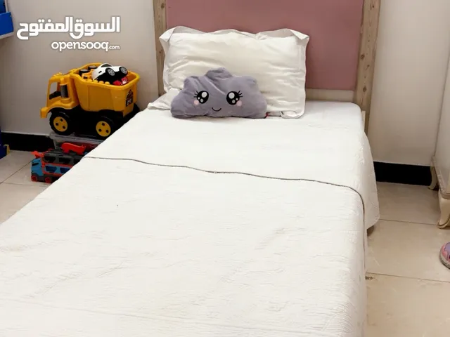للبيع غرفة نوم بناتي