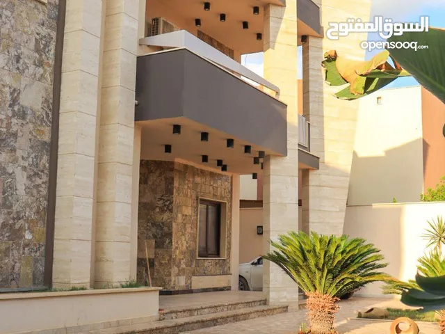 700 m2 More than 6 bedrooms Villa for Sale in Tripoli Al-Serraj