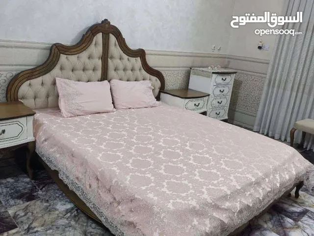 غرفة نوم من الوطن للأثاث جديدة ونظيفة جداً بنصف سعرها