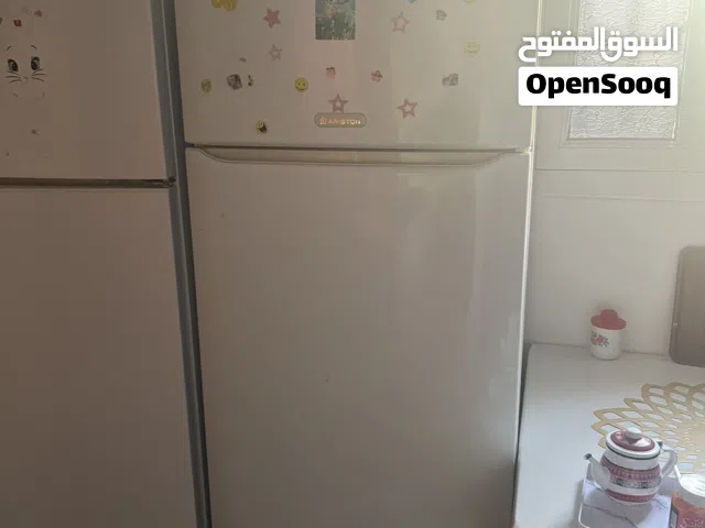 تلاجة بخارية سعرها كويس 980 دينار