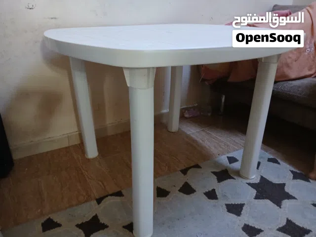 طاله بلاستيك اربع رجول