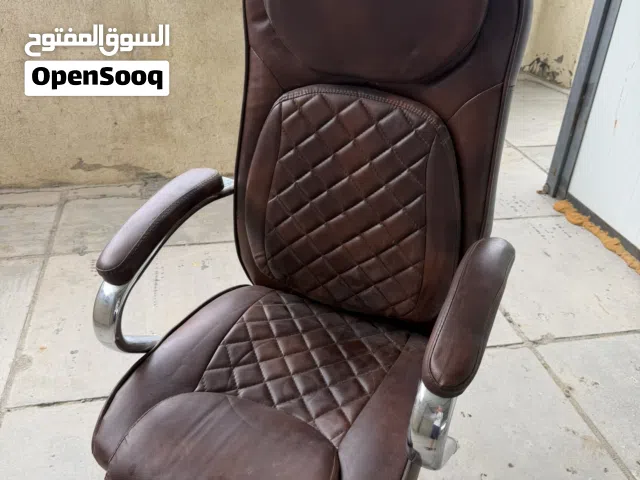 كرسي اصلي درجه اولى نظيف للبيع