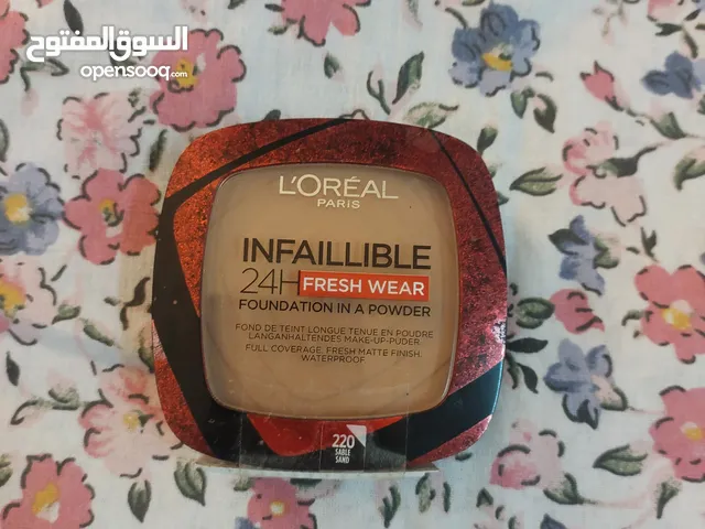 باودر فاونديشن لوريال باريس جديدة غير مفتوح ( مكياج أصلي )  original foundation in a powder