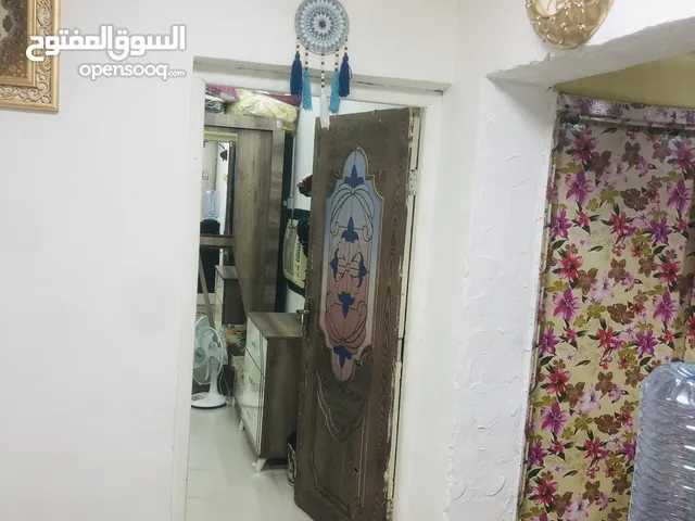 85 m2 1 Bedroom Apartments for Sale in Basra Asma'i