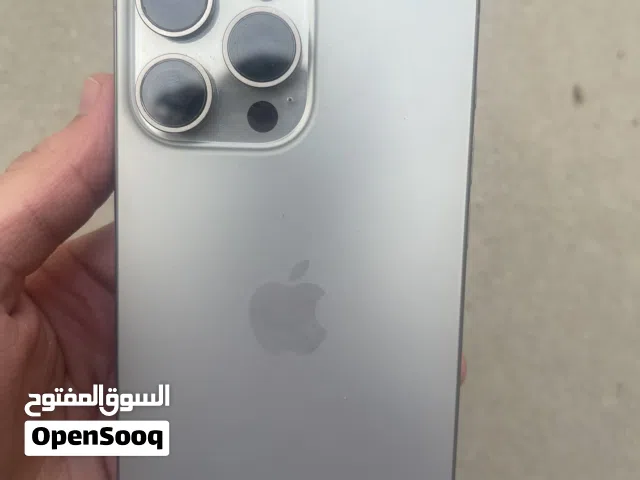 ابل ايفون 15 برو ماكس 256 تيتانيوم حالة ممتازة بطارية 87%شرق اوسط