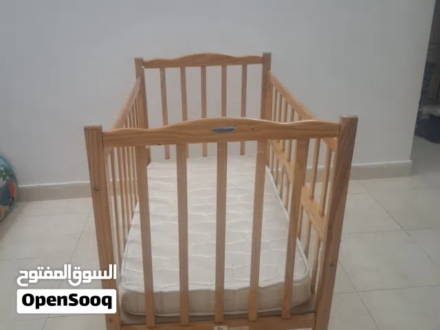 سرير اطفال