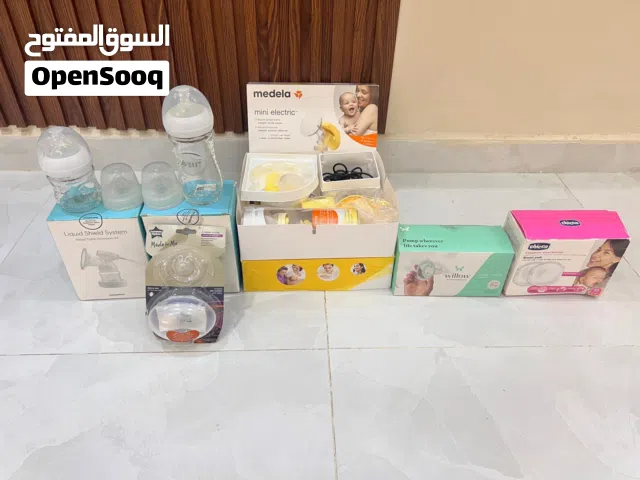 للبيع جهاز رضاعه مع مستلزماتها نظيف وجديد لم تستخدم للبيع كامل ب35