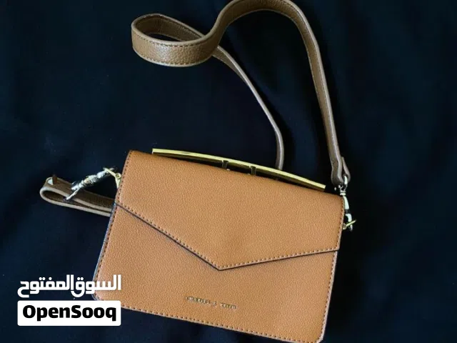 شنطة تشارلز اند كيث اصلية